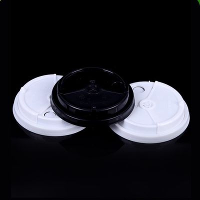 Máquina plástica de la fabricación de la taza de 1300 kilogramos 15 - 45 veces/frecuencia que corta mínima proveedor